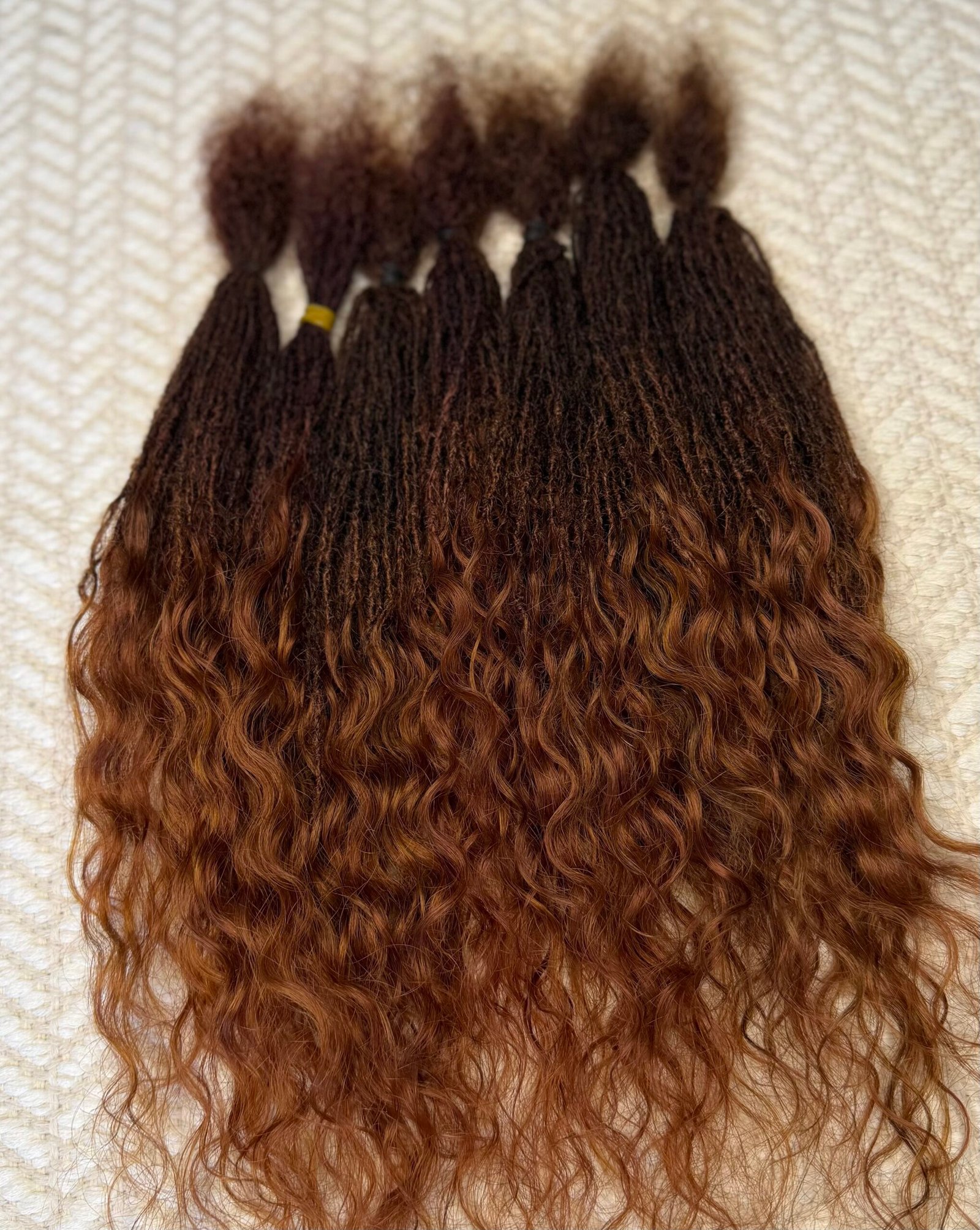 Interlocking-human-hair-loc-extensions-colour-33-340-ombre Interlocking Human Hair Loc Extensions with Wet & Wavy Jerry Curl Tips – Colour 33/340 Ombre - Image 1